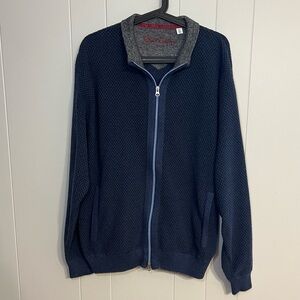 Robert Graham,‎ full zip sweater size XL